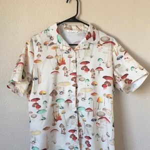 Romwe Mushroom Print Button-Down, Size S